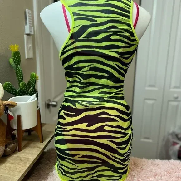 Zebra dress - Picture 3 of 6